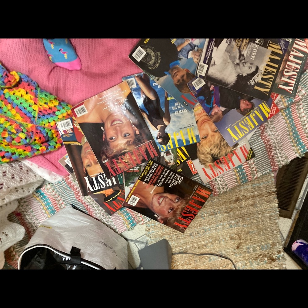 Majesty Magazine - Picture 6 of 10